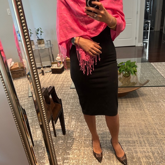 Wool and silk scarf - Picture 5 of 6